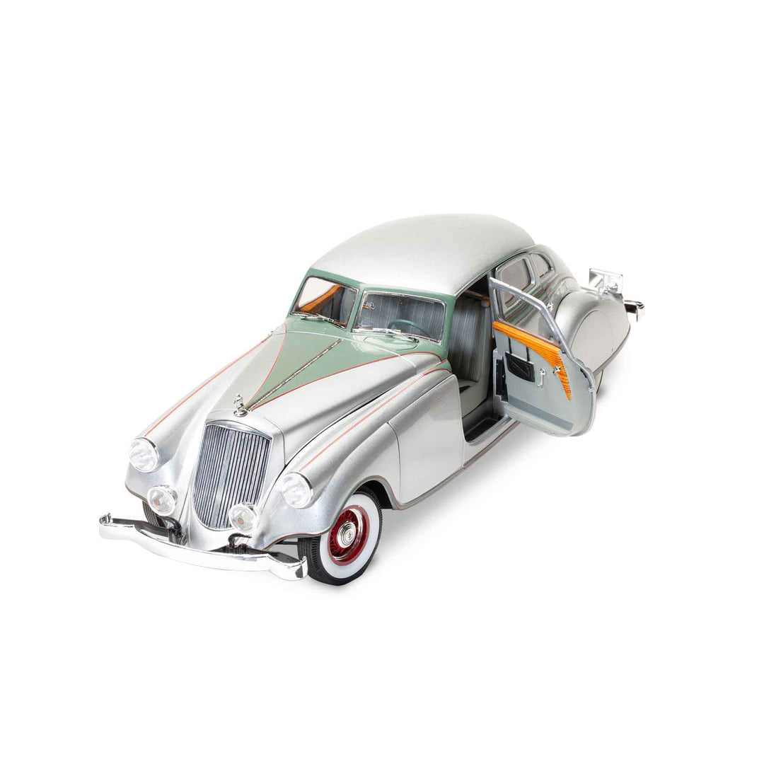 1933 Pierce-Arrow Silver Arrow Replica Model– Creations and
