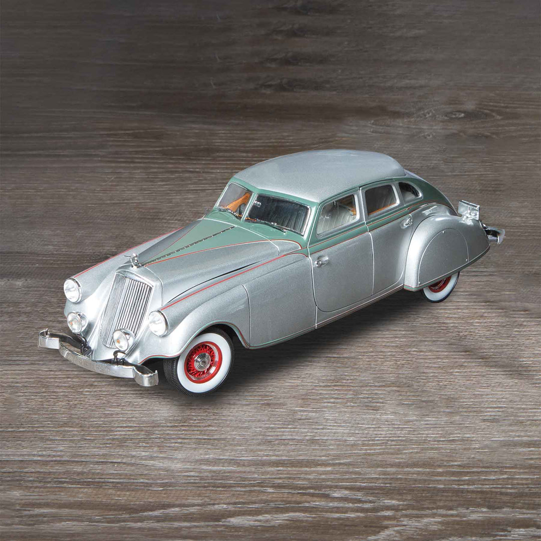 1933 Pierce-Arrow Silver Arrow Replica Model– Creations and