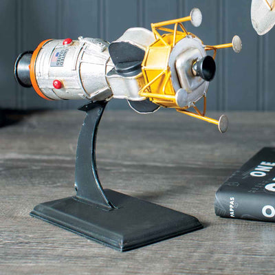 Apollo 11 Spacecraft Model - Creations and Collections