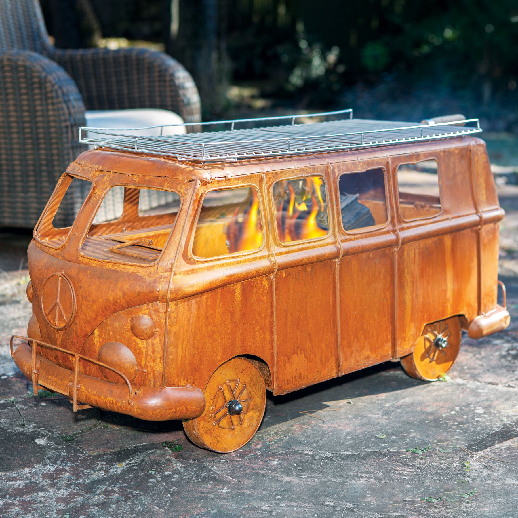 risiko Indvandring Playful Volkswagen Bus Firepit and Grill/ Cooler | Creations and Collections